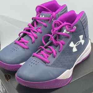 5Y Under Armour Shoes